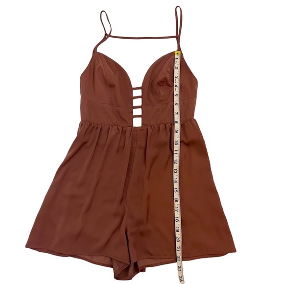 Urban Outfitters Silence + Noise - Picture 2 of 7